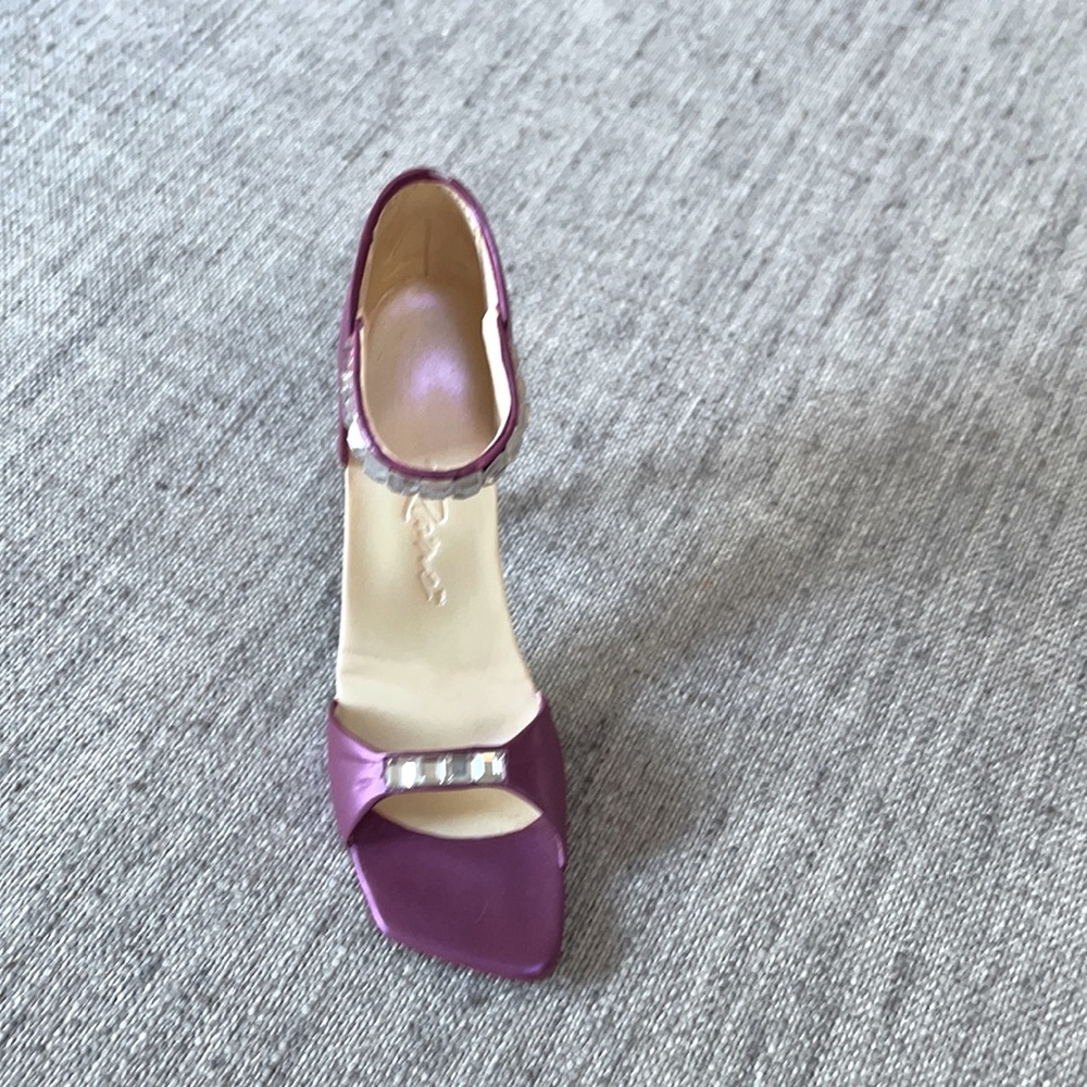 Just the right shoe - young at heart